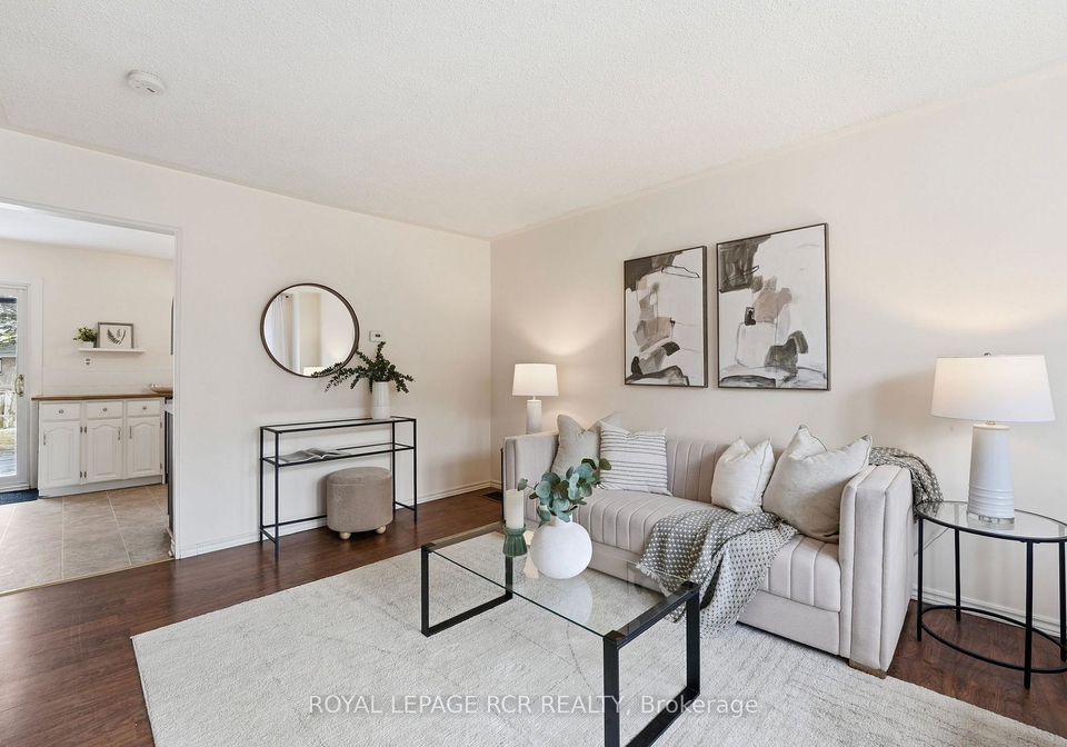 812-greenfield-crescent-newmarket-ontario-n12908822
