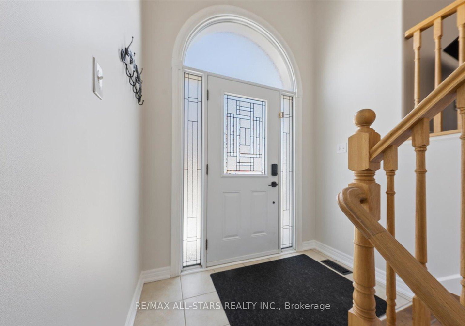 4-smith-street-bradford-west-gwillimbury-ontario-n12908840