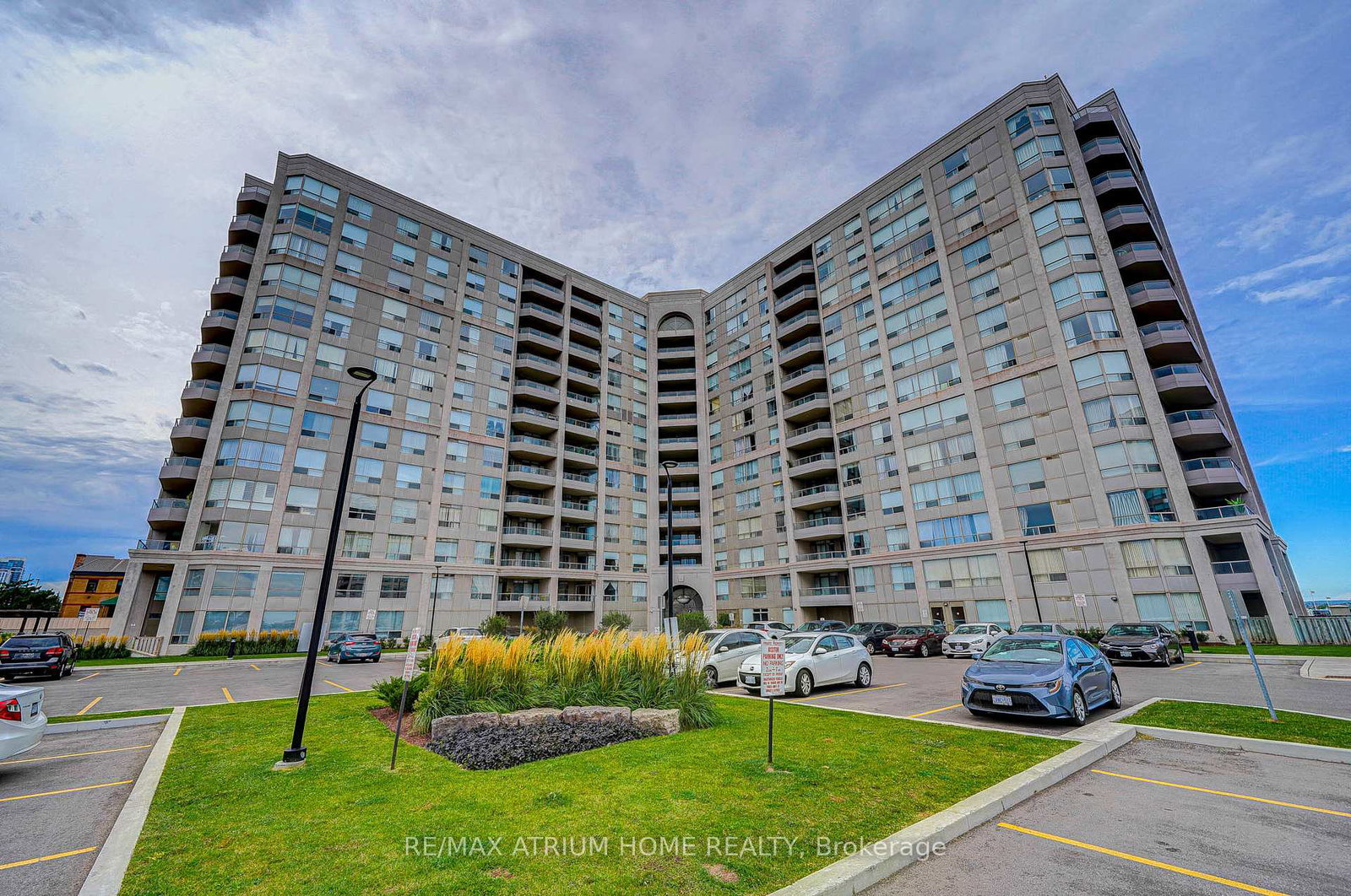 9015-leslie-street-e-richmond-hill-ontario-n12908854