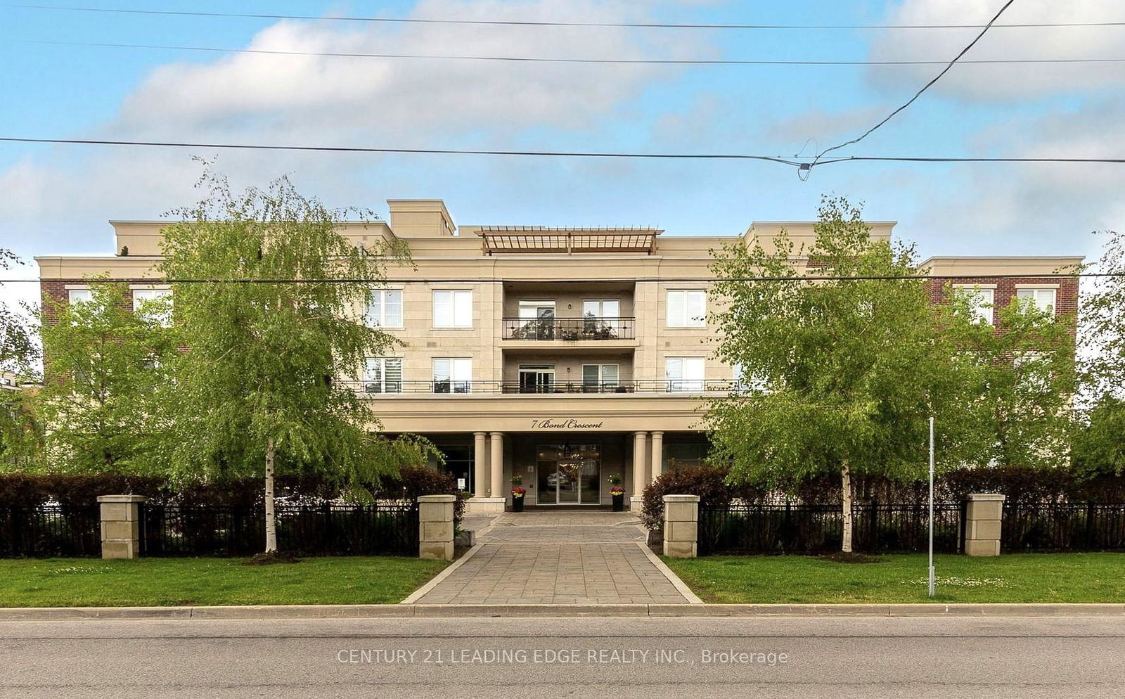 7-bond-crescent-richmond-hill-ontario-n12908890
