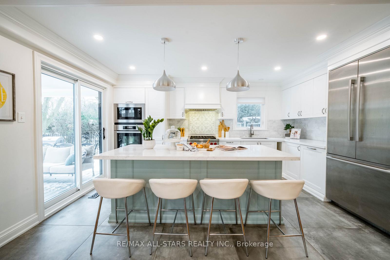 1-alderwood-street-whitchurch-stouffville-ontario-n12909668