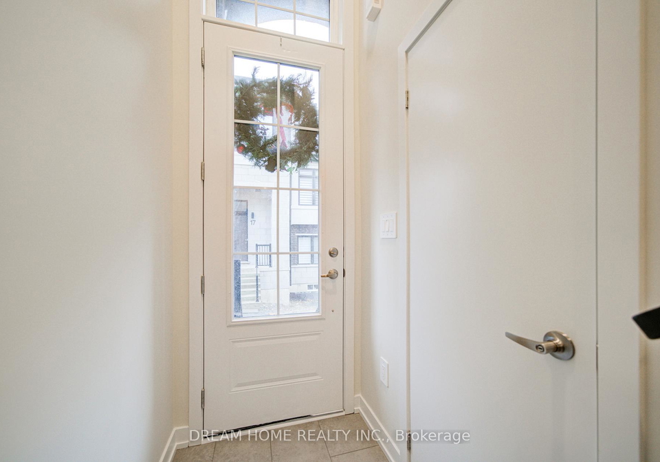 6-victor-metcalf-lane-richmond-hill-ontario-n12910204