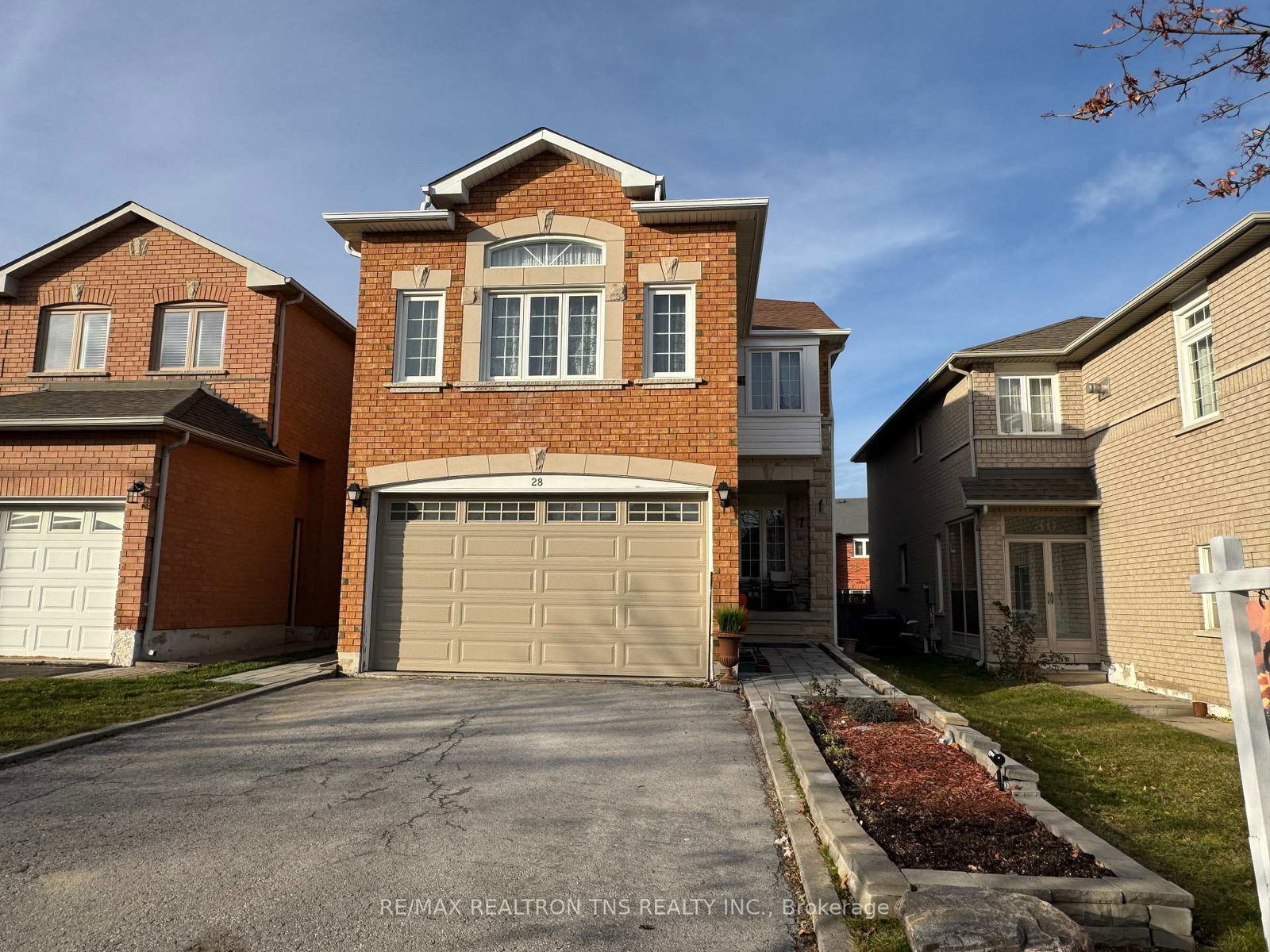 28-farmstead-road-richmond-hill-ontario-n12911092