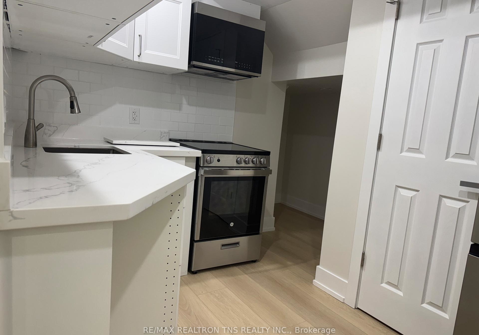 28-farmstead-road-richmond-hill-ontario-n12911092