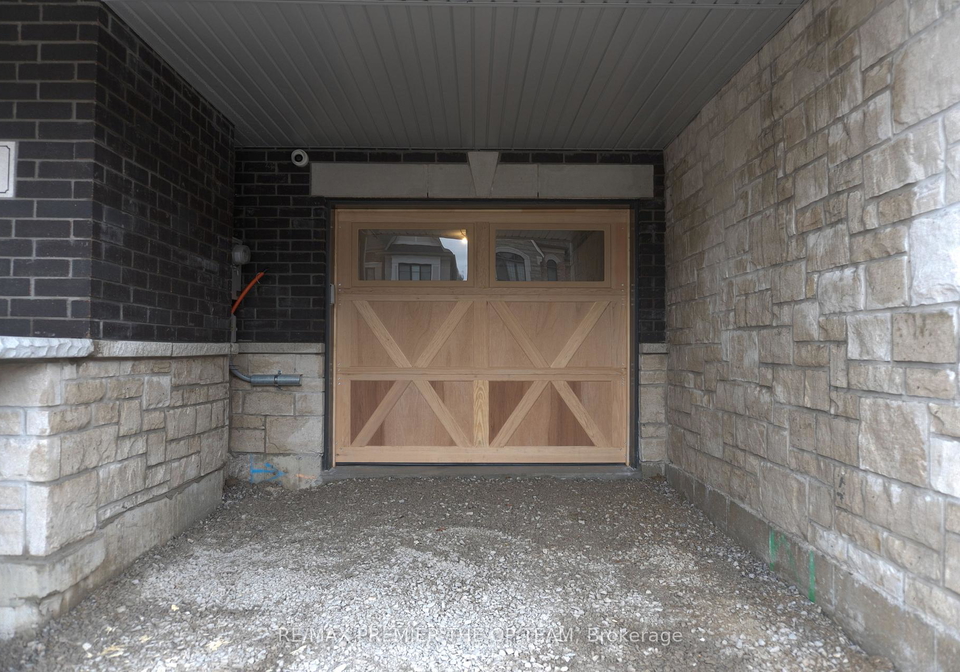 12-pierre-berton-boulevard-vaughan-ontario-n12911592