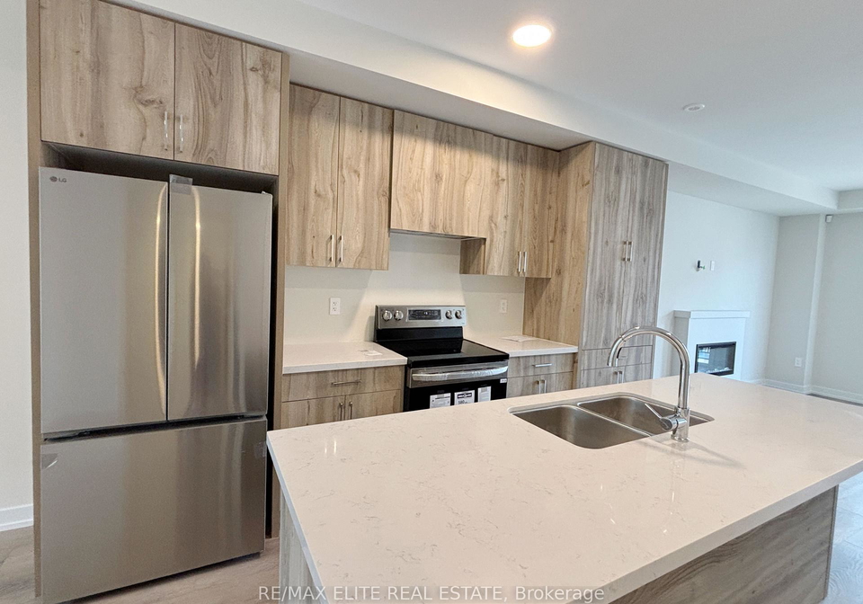 16-lewis-craigie-lane-richmond-hill-ontario-n12912026