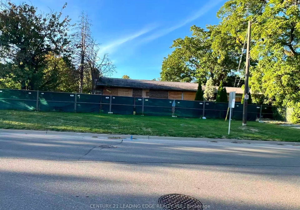 329-mill-street-richmond-hill-ontario-n12912324