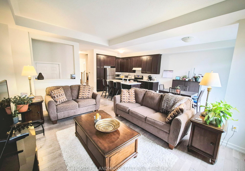 61-mondial-crescent-s-east-gwillimbury-ontario-n12912374