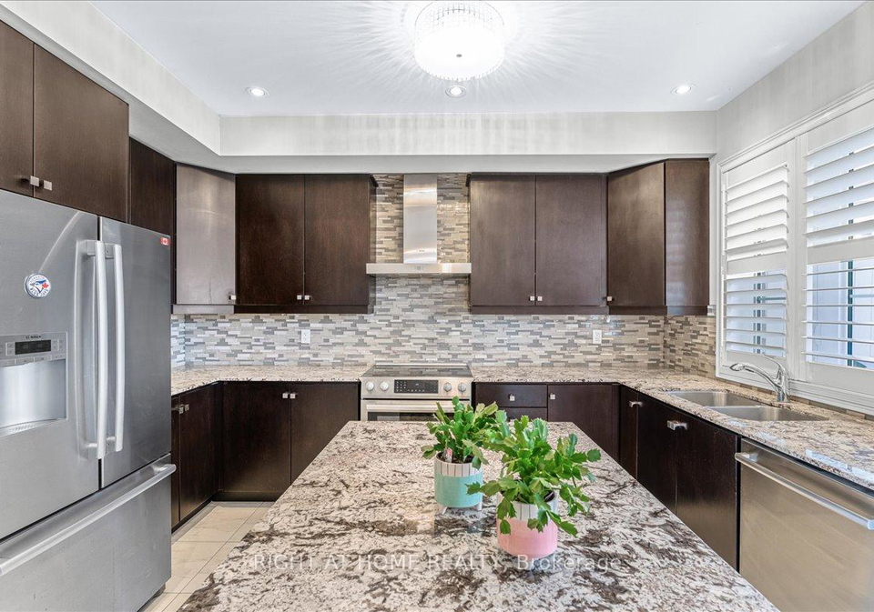1331-major-mackenzie-drive-vaughan-ontario-n12912466