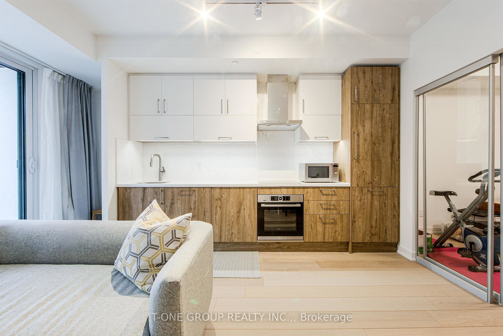 292-verdale-crossing-markham-ontario-n12912662