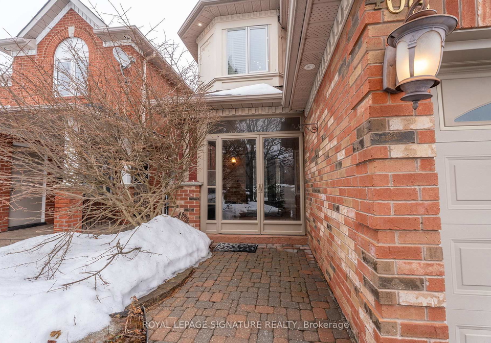 406-hewitt-circle-newmarket-ontario-n12913216