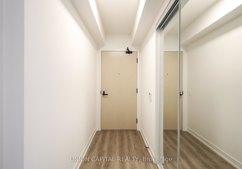 195-commerce-street-vaughan-ontario-n12913446