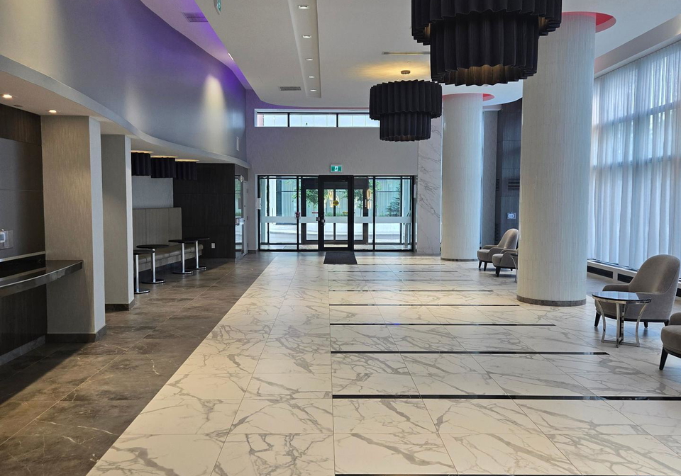 105-oneida-crescent-richmond-hill-ontario-n12913454