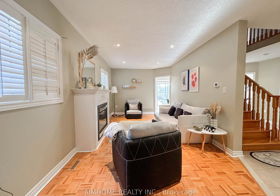 49-pine-hollow-crescent-vaughan-ontario-n12913902