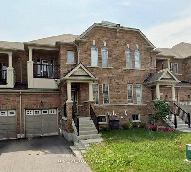 205-laker-court-newmarket-ontario-n12915136