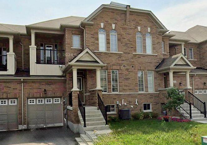 205-laker-court-newmarket-ontario-n12915136