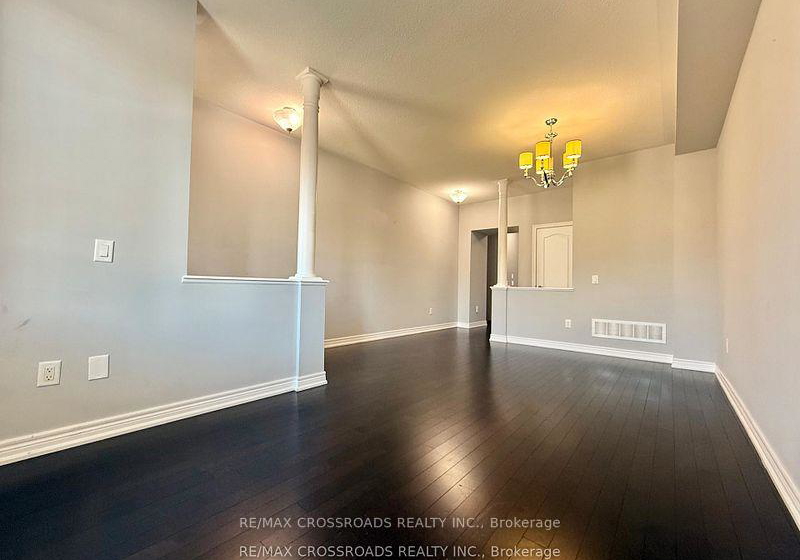 205-laker-court-newmarket-ontario-n12915136