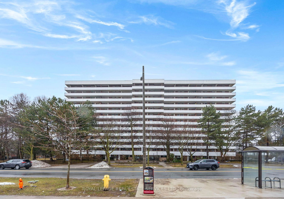 1-royal-orchard-boulevard-markham-ontario-n12915442