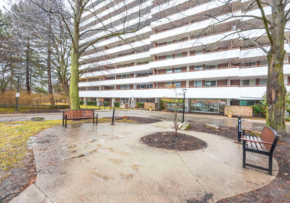 1-royal-orchard-boulevard-markham-ontario-n12915442