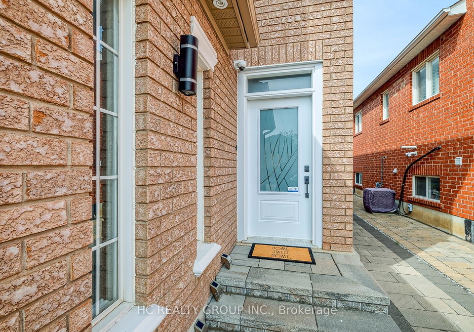94-manorheights-street-richmond-hill-ontario-n12915882