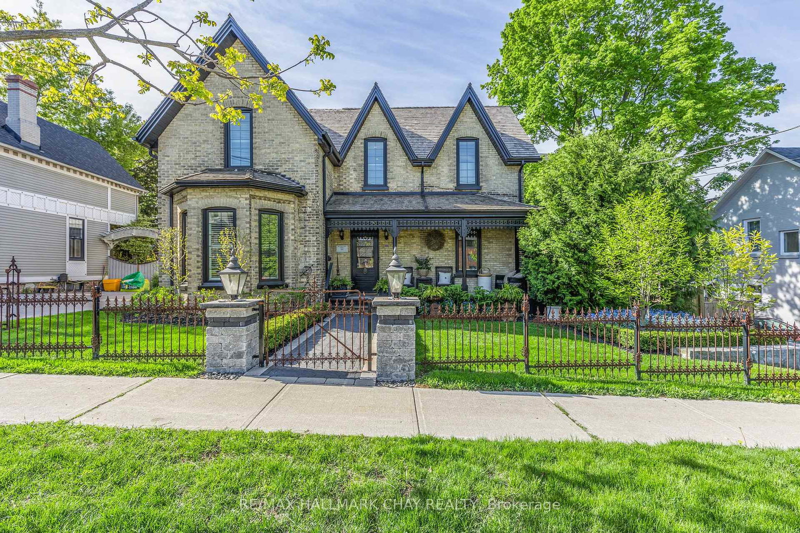 11-catherine-avenue-aurora-ontario-n12915890
