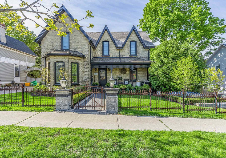 11-catherine-avenue-aurora-ontario-n12915890
