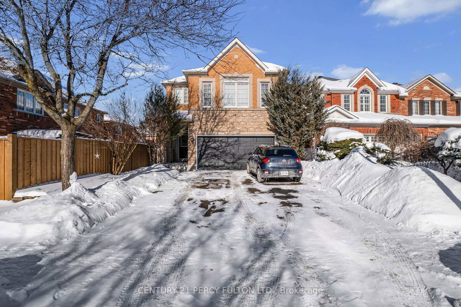 907-oaktree-crescent-newmarket-ontario-n12916724
