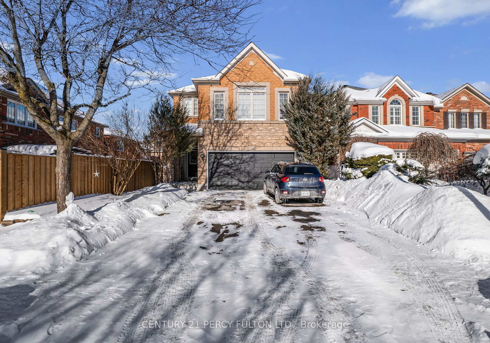 907-oaktree-crescent-newmarket-ontario-n12916724