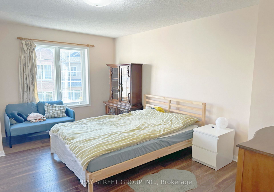 1-alpen-way-markham-ontario-n12917674