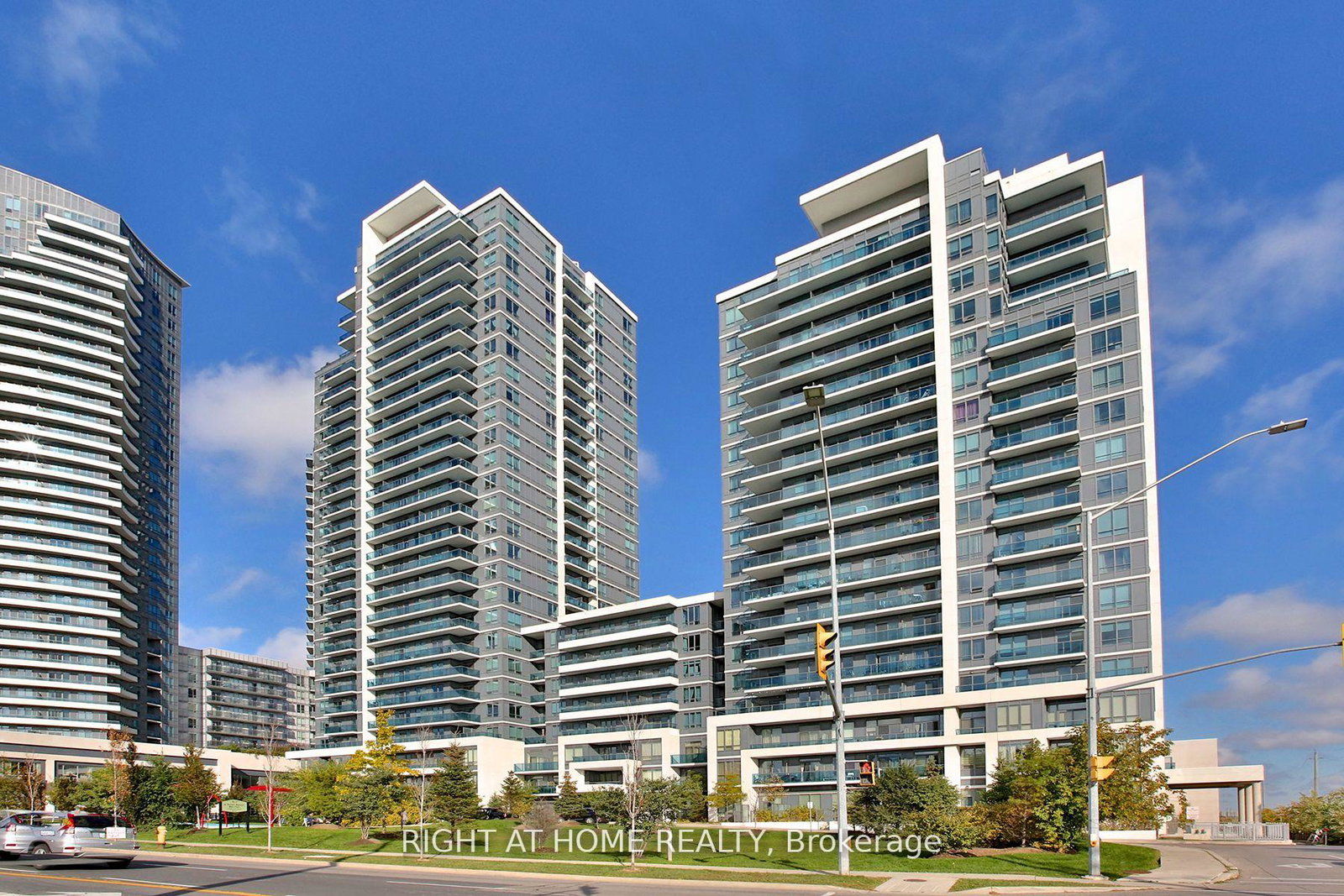 7165-yonge-street-markham-ontario-n12918256