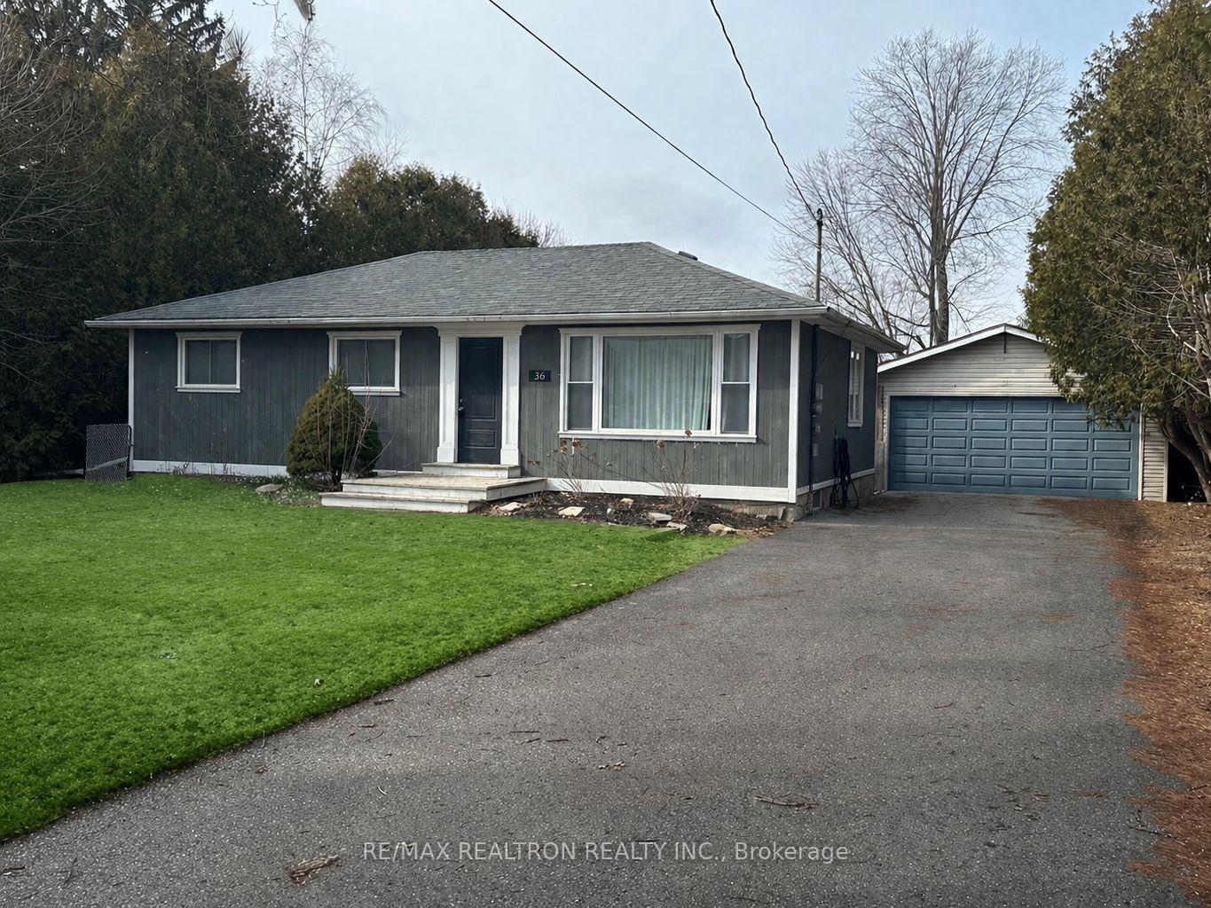 36-farr-avenue-east-gwillimbury-ontario-n12918280