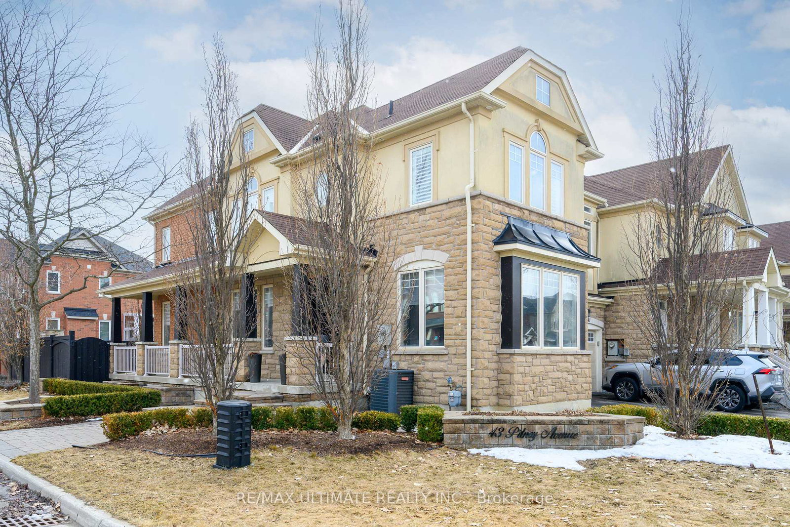 43-pitney-avenue-richmond-hill-ontario-n12918468