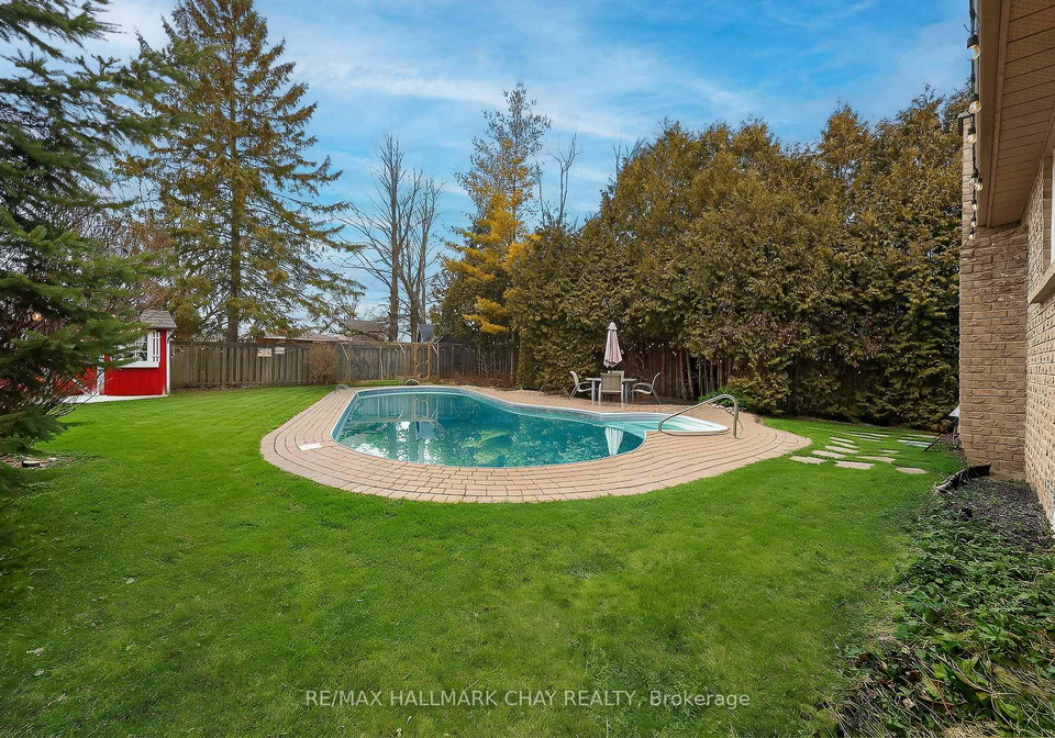 26-stonehill-boulevard-east-gwillimbury-ontario-n12920416