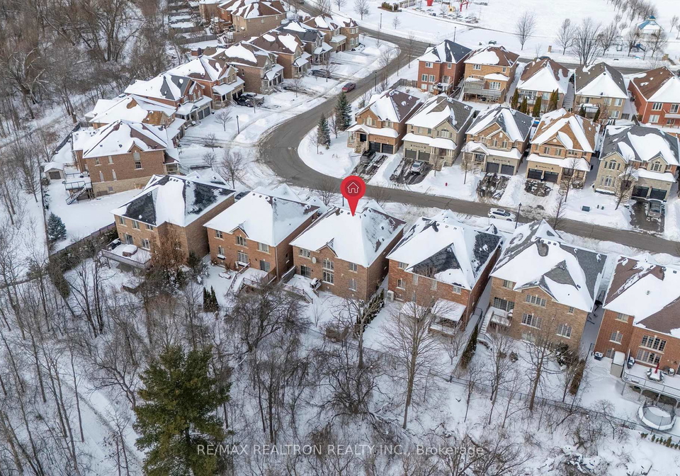 740-valley-green-trail-newmarket-ontario-n12920714
