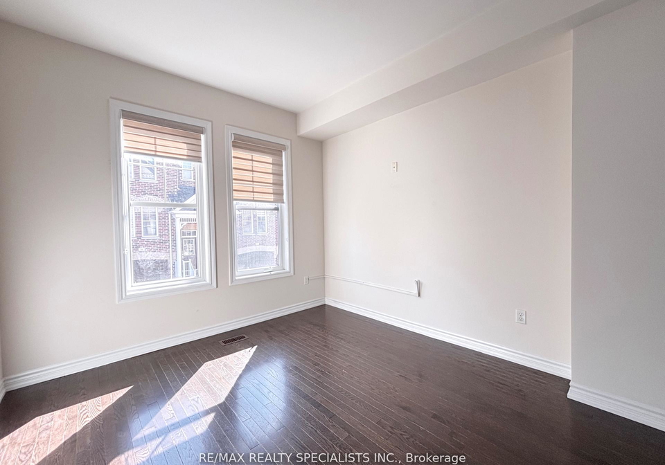 10-porter-avenue-west-w-vaughan-ontario-n12921062