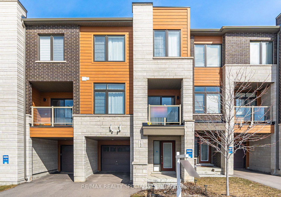 162-vantage-loop-newmarket-ontario-n12921604
