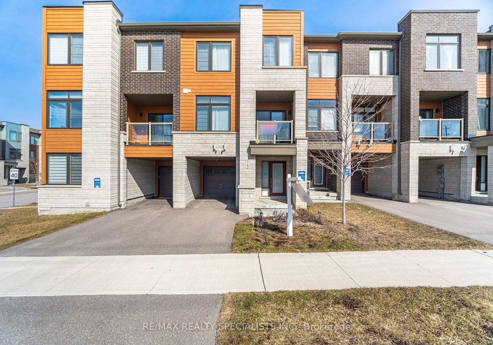 162-vantage-loop-newmarket-ontario-n12921604