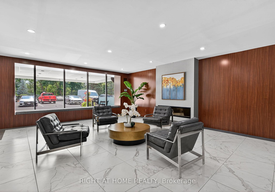 60-inverlochy-boulevard-markham-ontario-n12922258