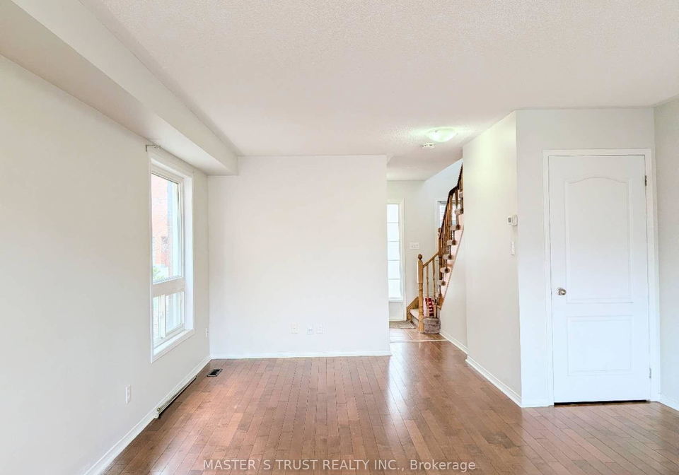 66-gail-parks-crescent-newmarket-ontario-n12922420