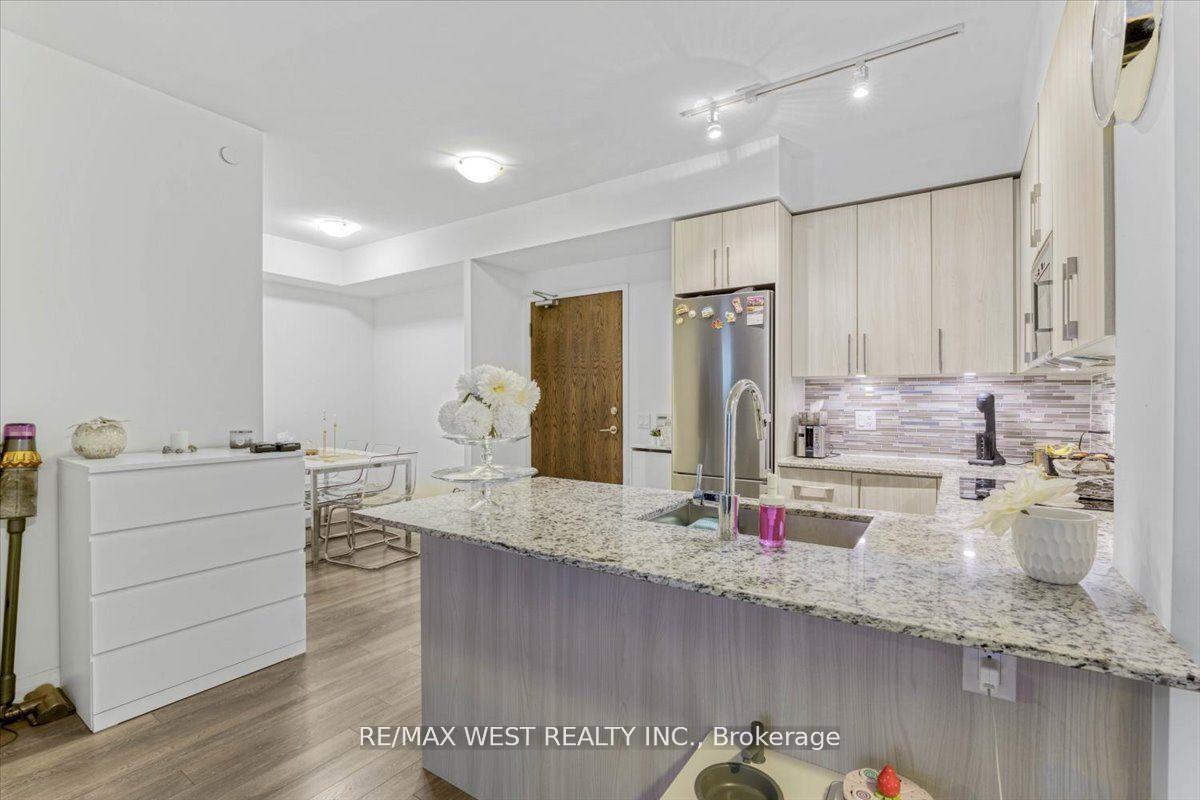 99-eagle-rock-way-vaughan-ontario-n12922966