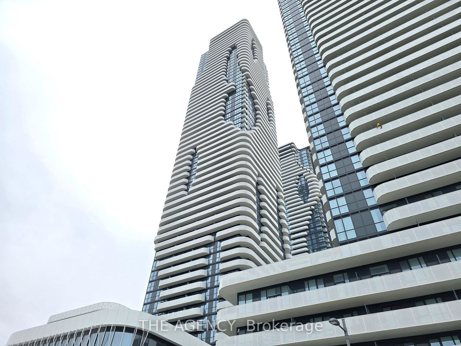 195-commerce-street-vaughan-ontario-n12923526
