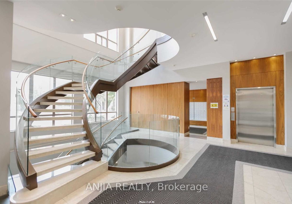 39-galleria-parkway-markham-ontario-n12924090