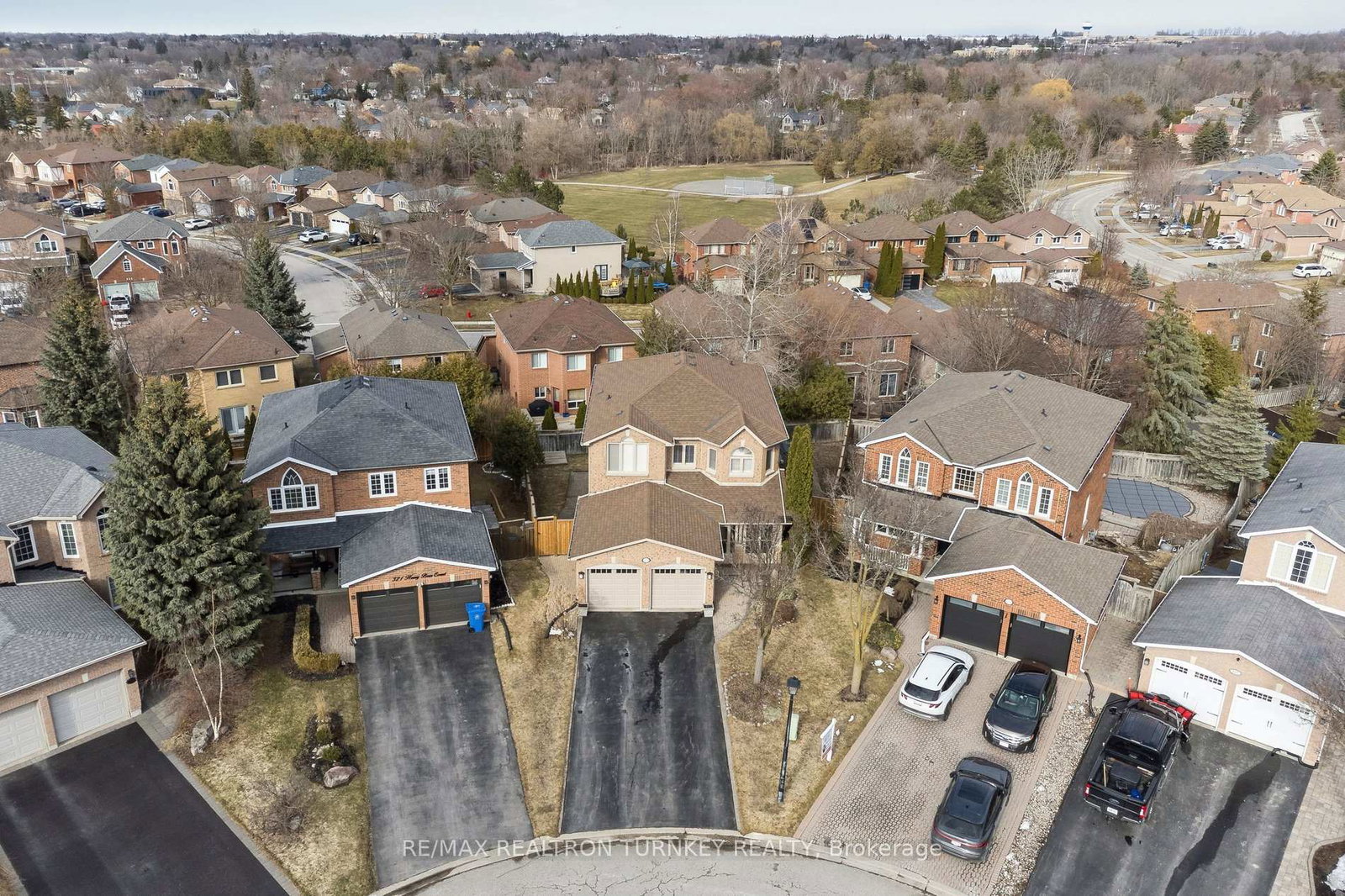 323-harry-beer-court-newmarket-ontario-n12924916