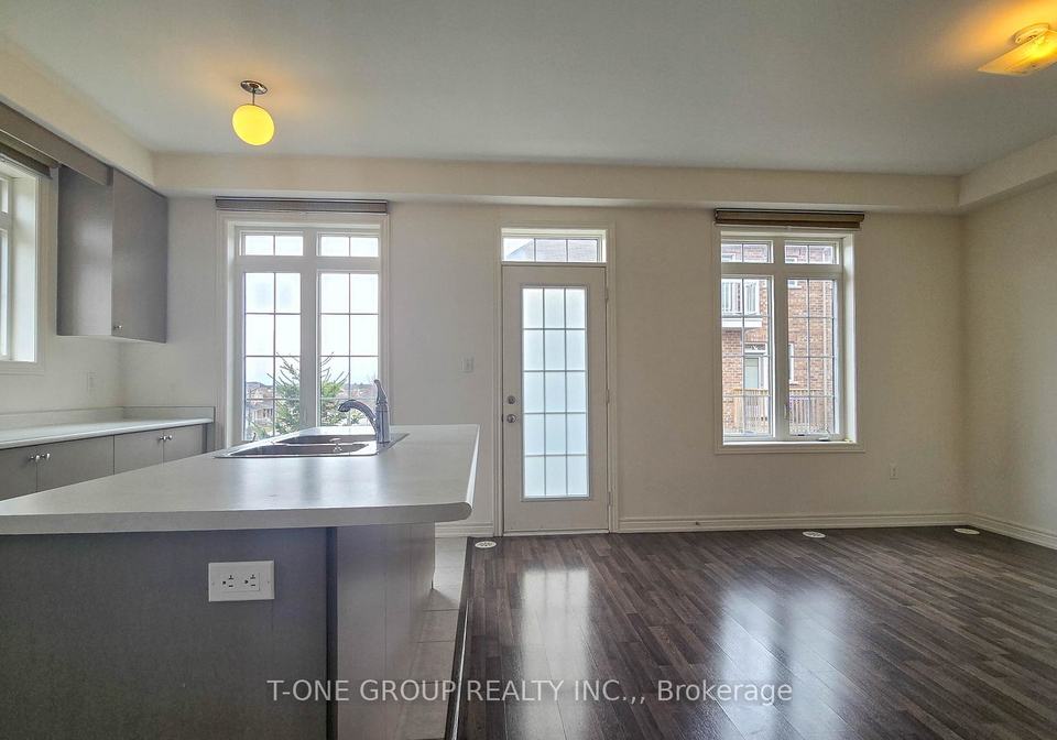 8-larry-grove-way-markham-ontario-n12924992
