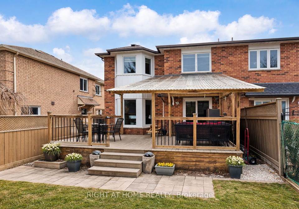 559-walpole-crescent-newmarket-ontario-n12925084