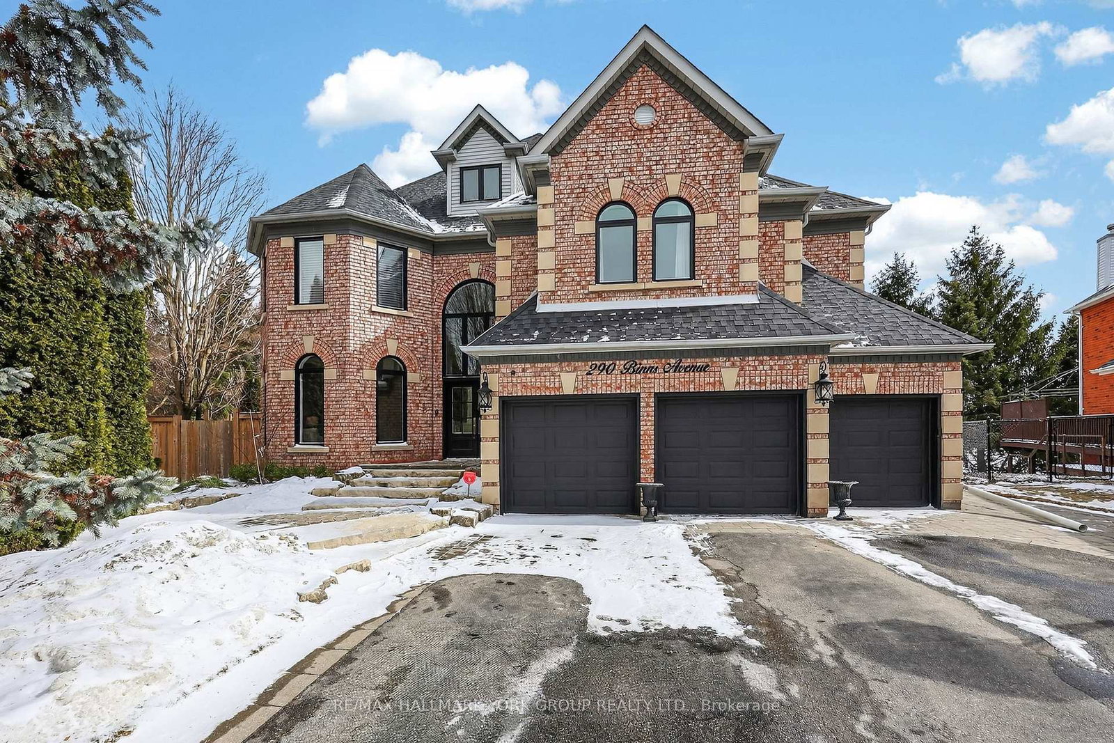 290-binns-avenue-newmarket-ontario-n12925916