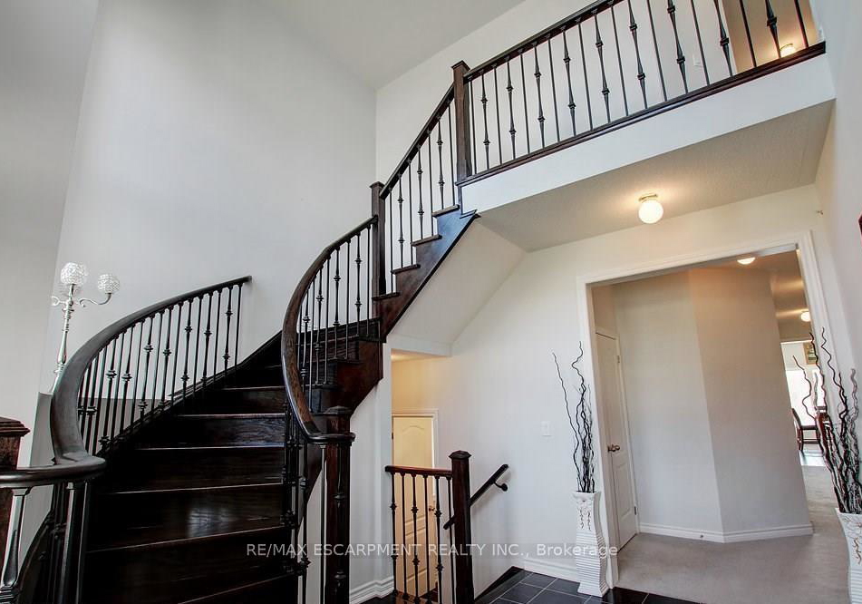 175-gold-park-gate-essa-ontario-n12926948