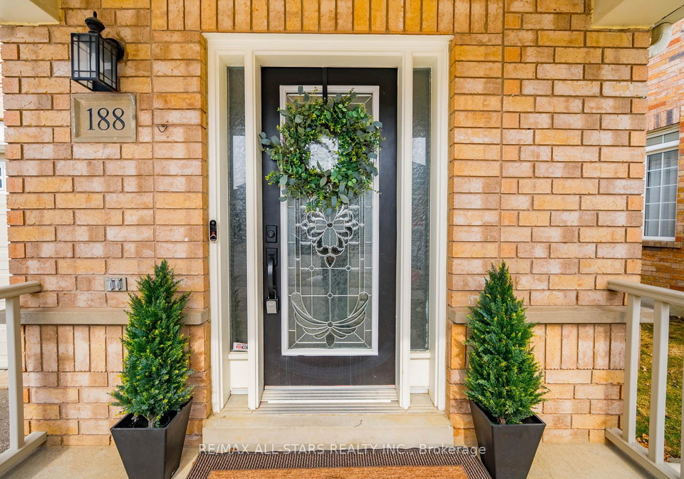 188-reeves-way-boulevard-whitchurch-stouffville-ontario-n12926966