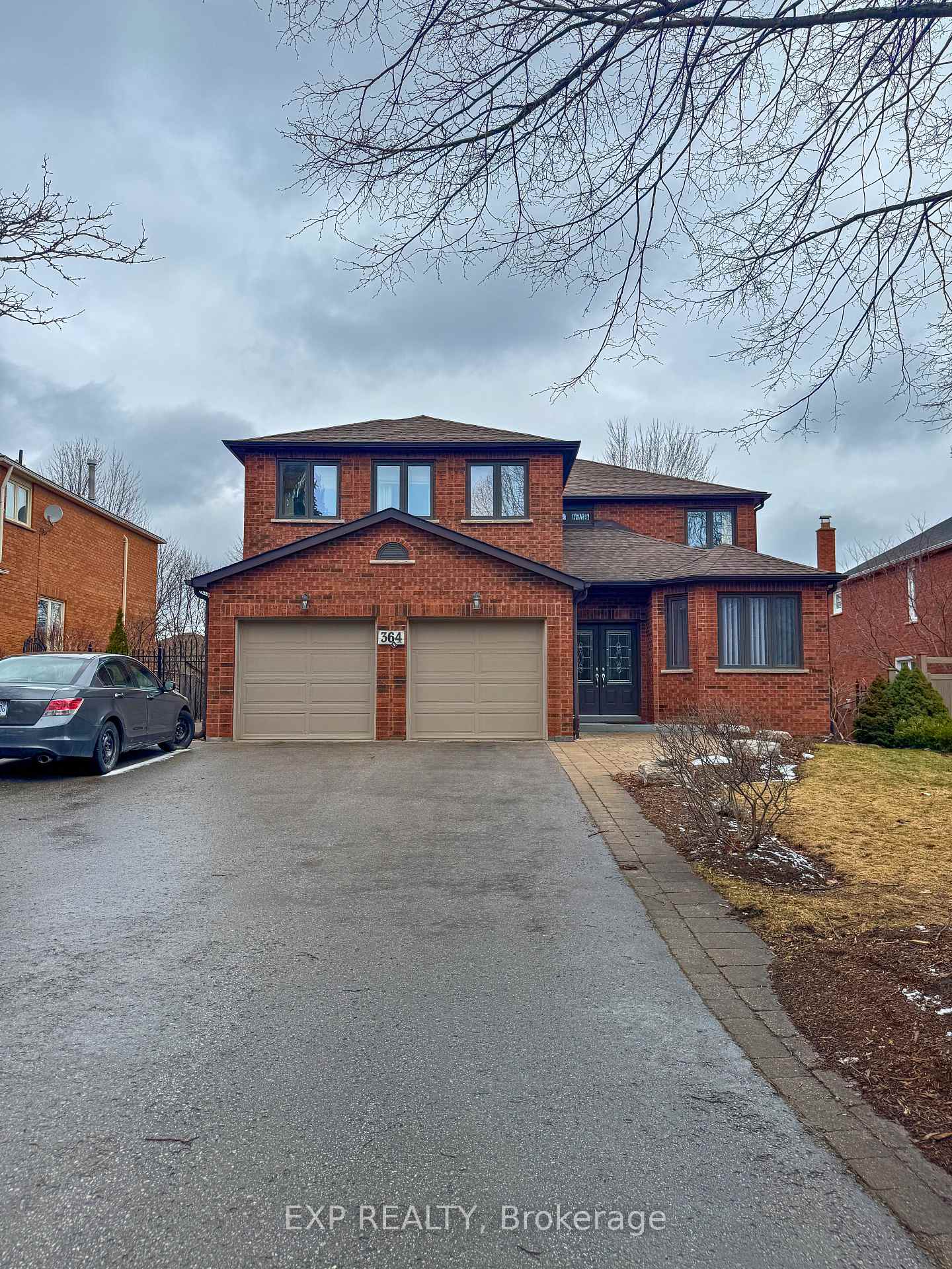 364-kirby-crescent-newmarket-ontario-n12927584