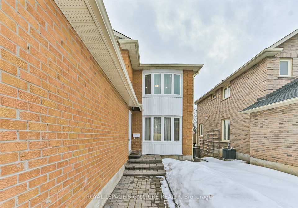 50-eleanor-circle-richmond-hill-ontario-n12927768